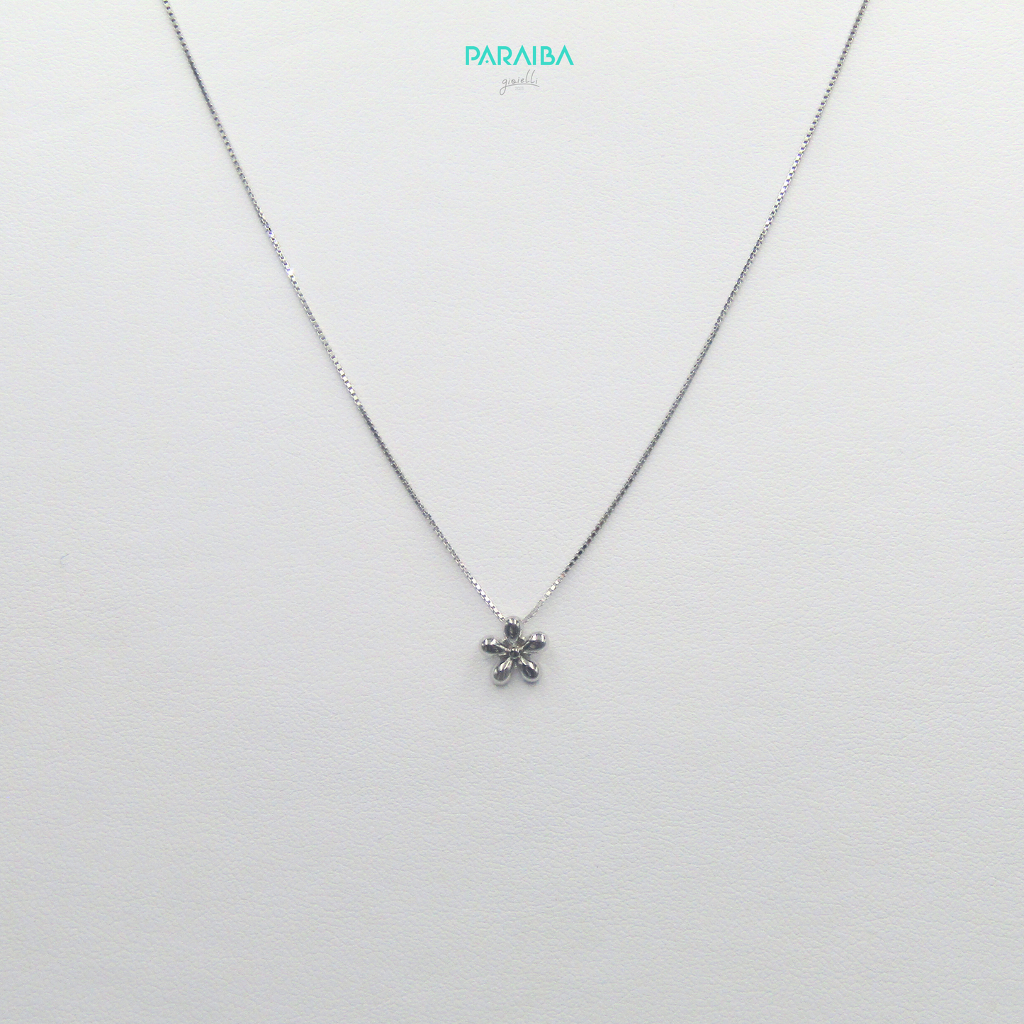 Collana fiorellino liscio