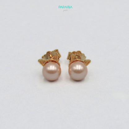 Pearl and cat ear stud earrings